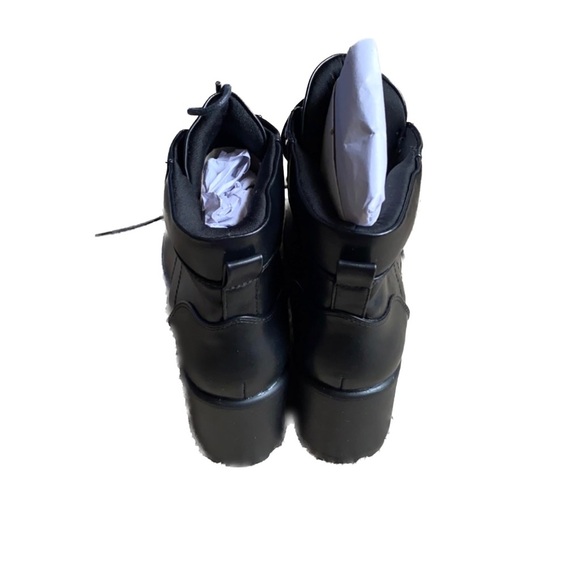 Nasty Gal Chunky Lace Up Platform Boots - Picture 4 of 7